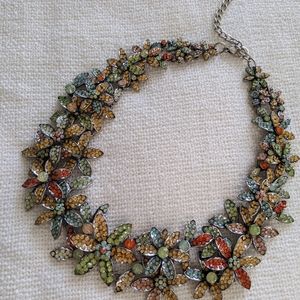 Zara flower necklace